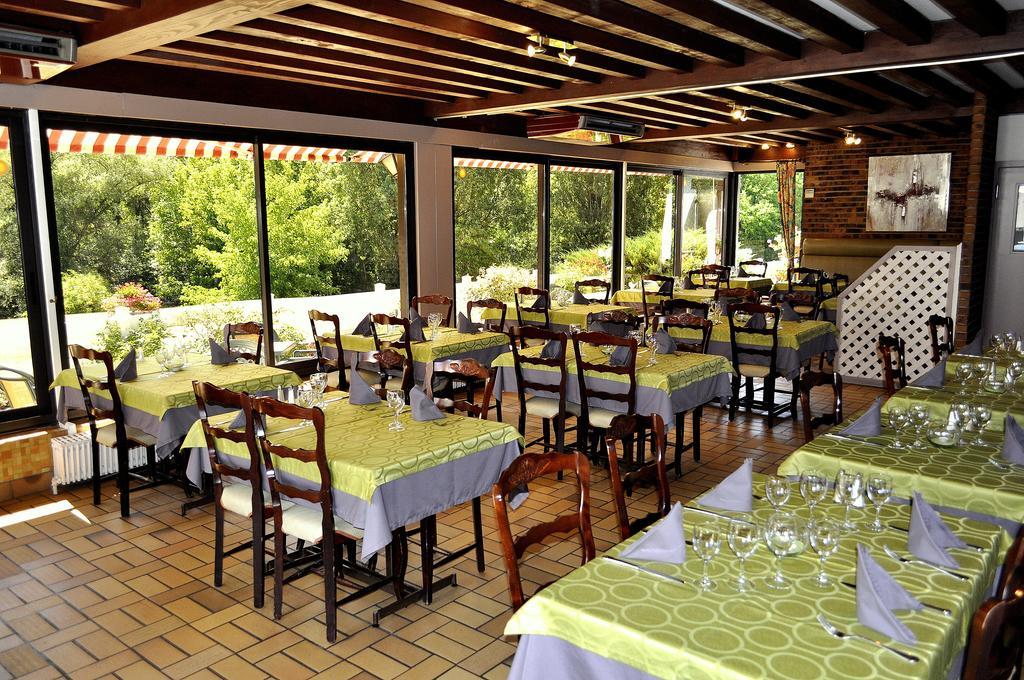 Hotel Restaurant Le Relais De Pouilly Exterior foto