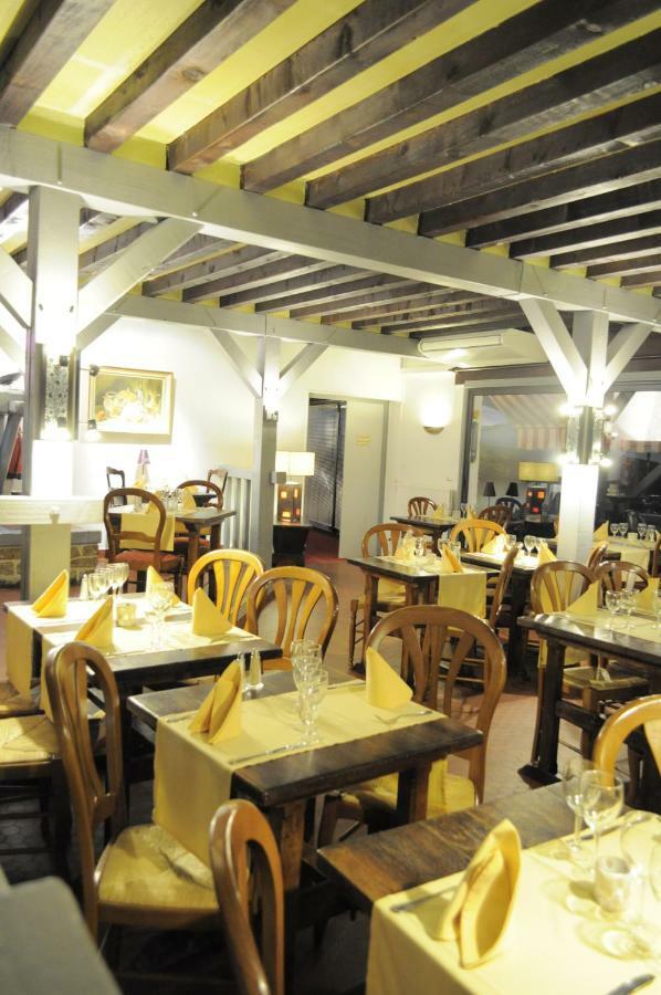 Hotel Restaurant Le Relais De Pouilly Exterior foto